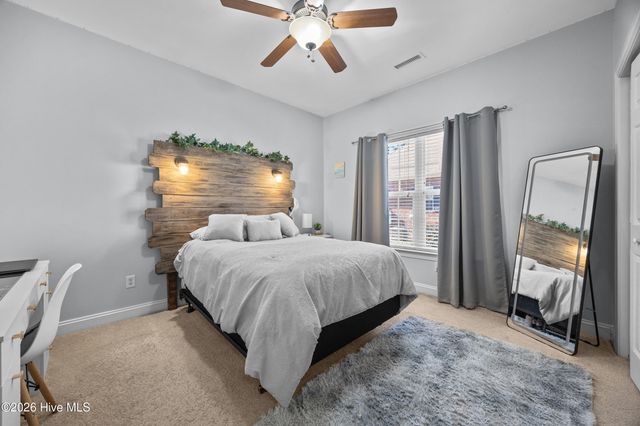 102 Wayfarer Drive, Rocky Point, NC 28457