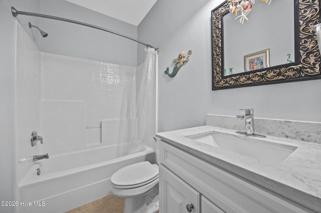 102 Wayfarer Drive, Rocky Point, NC 28457