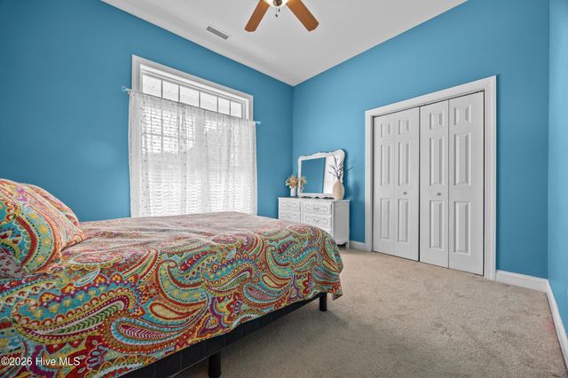 102 Wayfarer Drive, Rocky Point, NC 28457