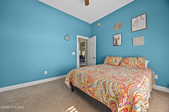 102 Wayfarer Drive, Rocky Point, NC 28457