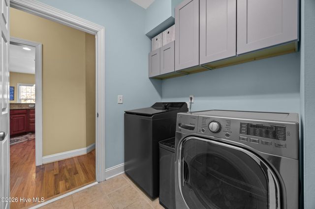 102 Wayfarer Drive, Rocky Point, NC 28457