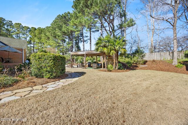 102 Wayfarer Drive, Rocky Point, NC 28457