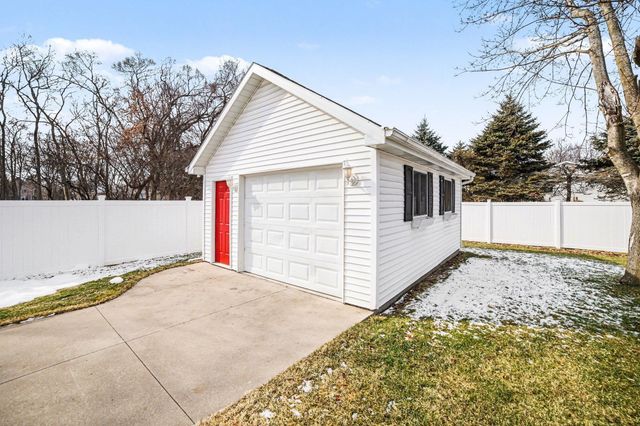 1267 Jodie Lynn Lane, Essexville, MI 48732