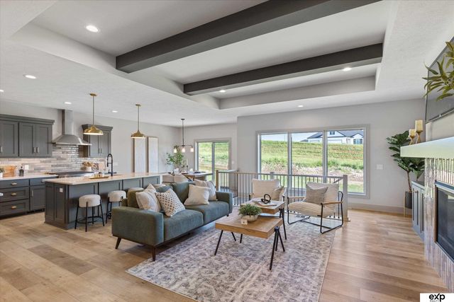 5613 N 199 Street, Elkhorn, NE 68022