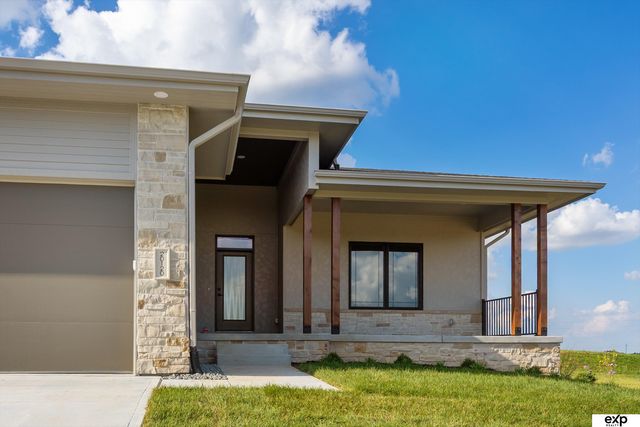 5613 N 199 Street, Elkhorn, NE 68022