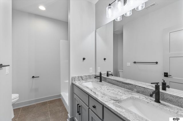 5613 N 199 Street, Elkhorn, NE 68022