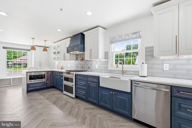 504 MIDDLESEX DR, Moorestown, NJ 08057
