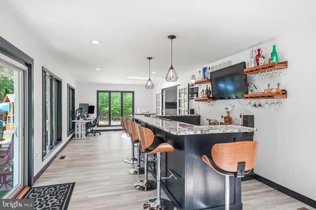 504 MIDDLESEX DR, Moorestown, NJ 08057