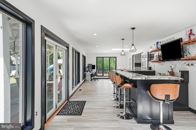 504 MIDDLESEX DR, Moorestown, NJ 08057