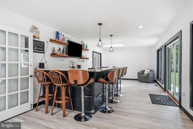 504 MIDDLESEX DR, Moorestown, NJ 08057