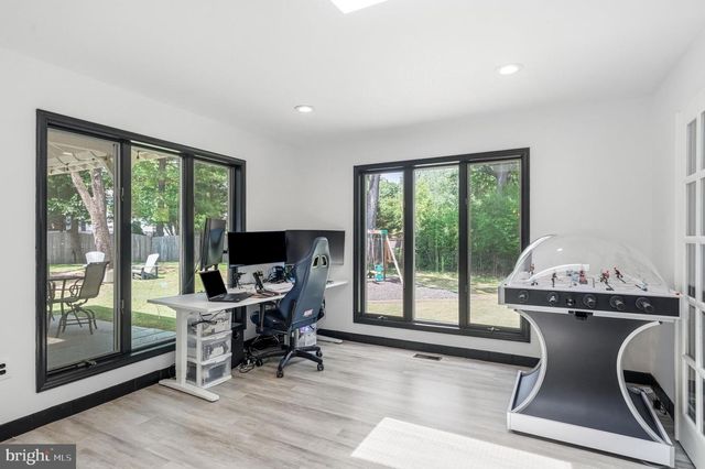 504 MIDDLESEX DR, Moorestown, NJ 08057