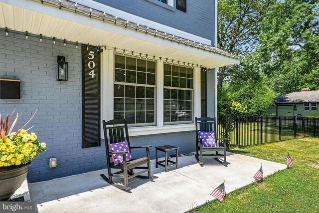 504 MIDDLESEX DR, Moorestown, NJ 08057