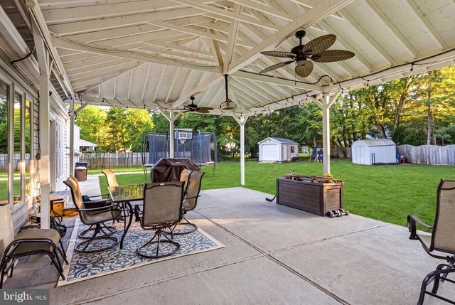 504 MIDDLESEX DR, Moorestown, NJ 08057