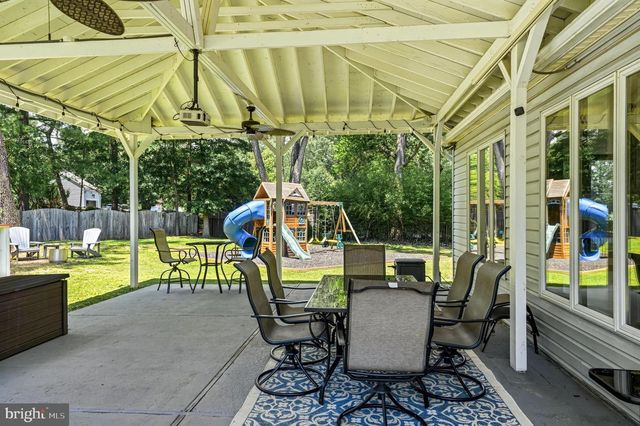 504 MIDDLESEX DR, Moorestown, NJ 08057
