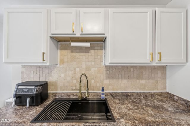 2708 Plainsfield Circle, Raleigh, NC 27610