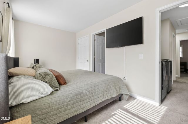 2708 Plainsfield Circle, Raleigh, NC 27610