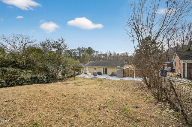 2708 Plainsfield Circle, Raleigh, NC 27610