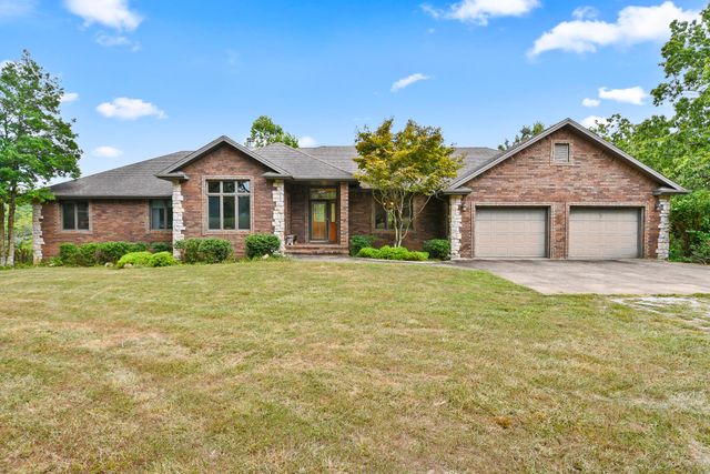 1602 Equestrian Road, Ozark, MO 65721