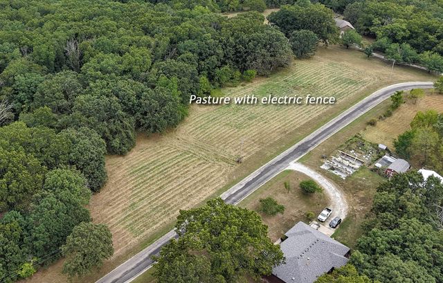 1602 Equestrian Road, Ozark, MO 65721