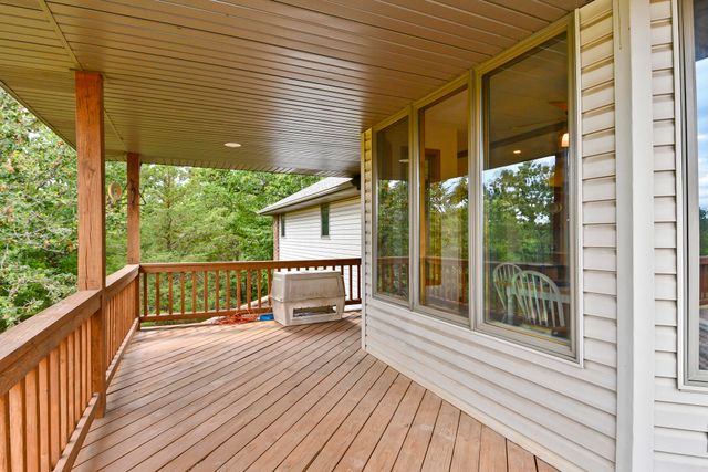 1602 Equestrian Road, Ozark, MO 65721