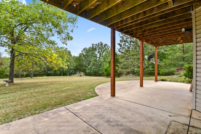 1602 Equestrian Road, Ozark, MO 65721