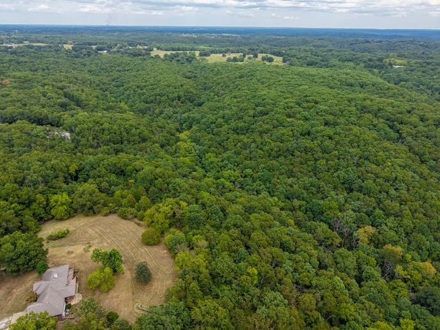 1602 Equestrian Road, Ozark, MO 65721