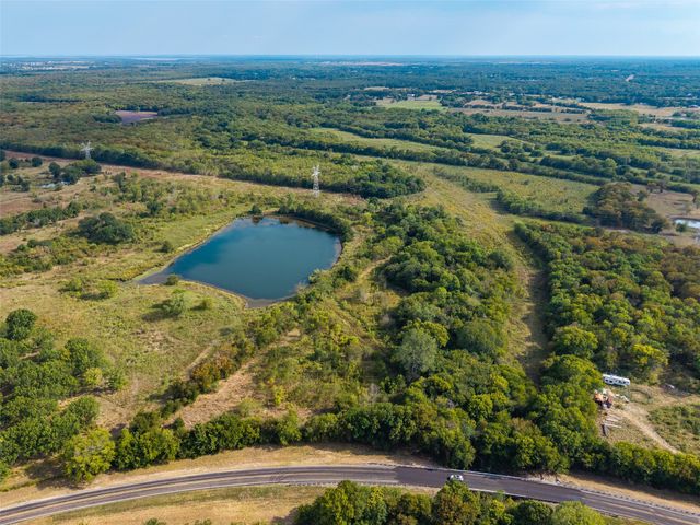 31ACS Fm 1564, Caddo Mills, TX 75135