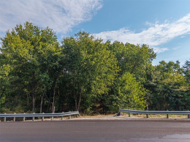 31ACS Fm 1564, Caddo Mills, TX 75135