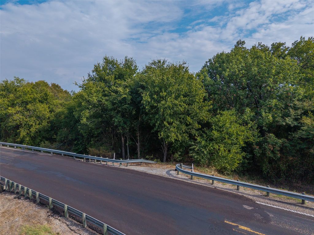31ACS Fm 1564, Caddo Mills, TX 75135