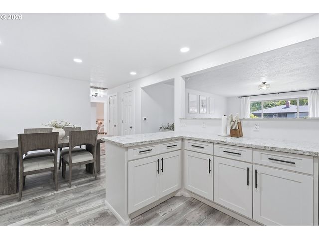 3265 Se 177TH Ave, Portland, OR 97236