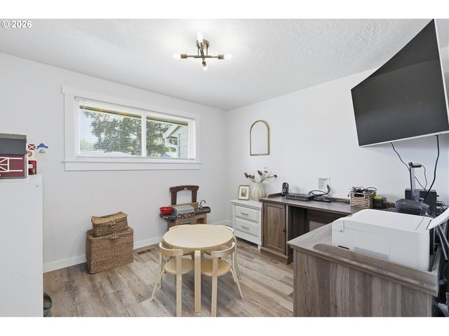 3265 Se 177TH Ave, Portland, OR 97236