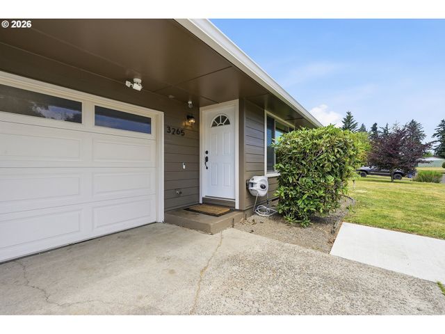 3265 Se 177TH Ave, Portland, OR 97236