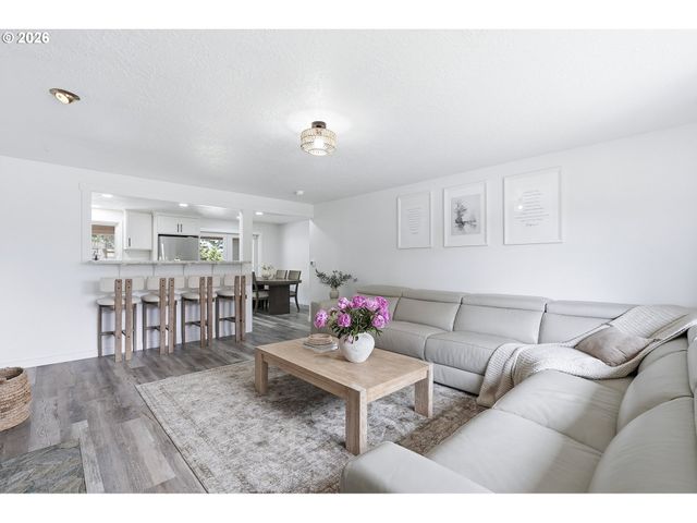 3265 Se 177TH Ave, Portland, OR 97236