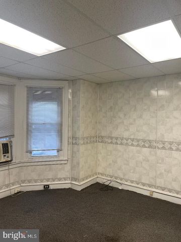 2500 W SOMERSET ST, Philadelphia, PA 19132