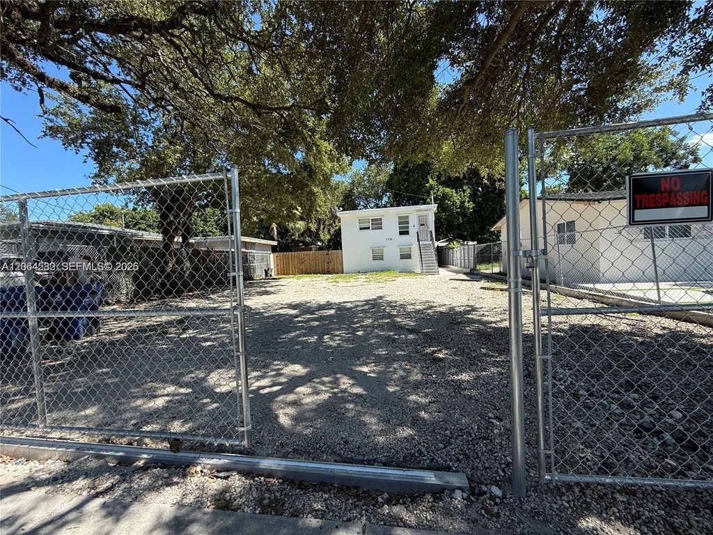 3376 NW 49th Street 1, Miami, FL 33142