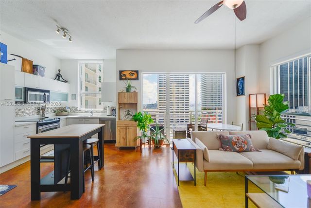 133 NE 2nd Ave 1512, Miami, FL 33132