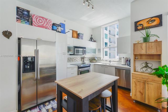 133 NE 2nd Ave 1512, Miami, FL 33132