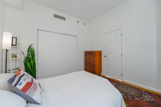 133 NE 2nd Ave 1512, Miami, FL 33132
