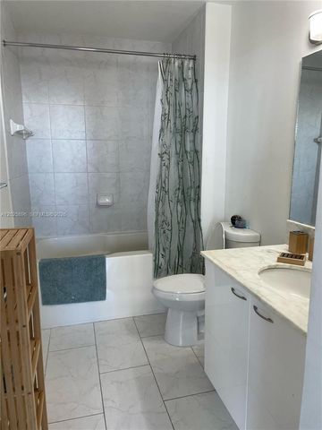 133 NE 2nd Ave 1512, Miami, FL 33132