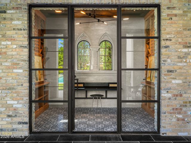 5858 E CABALLO Drive, Paradise Valley, AZ 85253