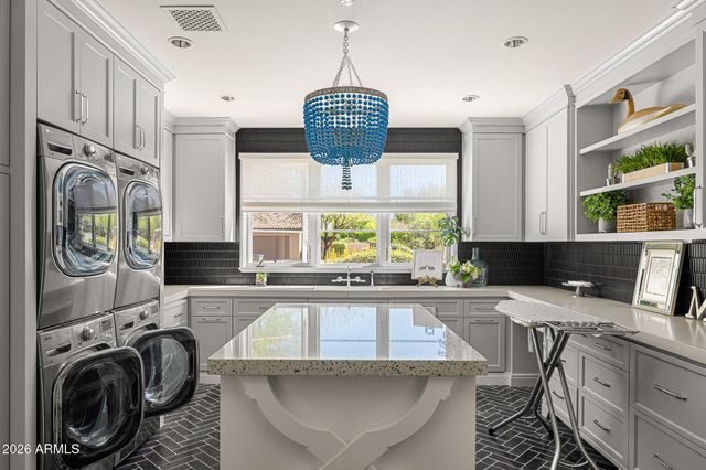 5858 E CABALLO Drive, Paradise Valley, AZ 85253