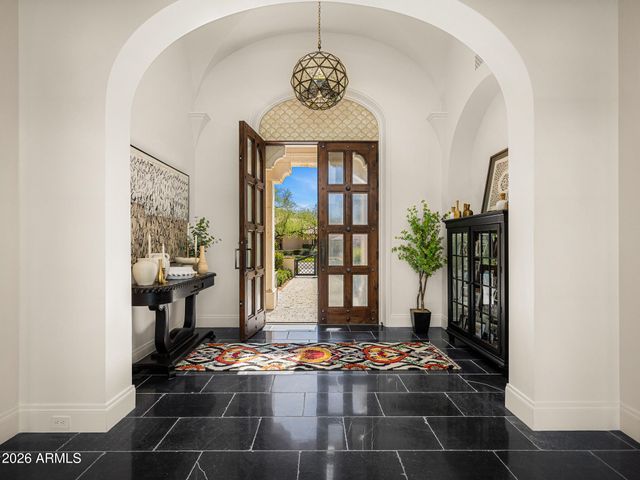 5858 E CABALLO Drive, Paradise Valley, AZ 85253