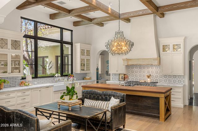 5858 E CABALLO Drive, Paradise Valley, AZ 85253