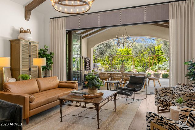 5858 E CABALLO Drive, Paradise Valley, AZ 85253