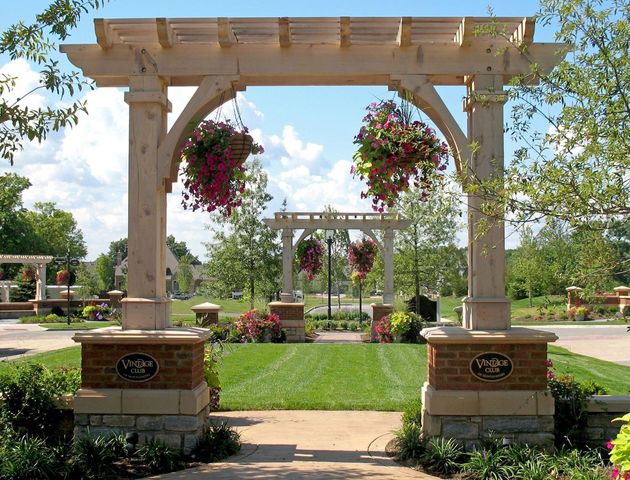 1035 Vintage Club Drive, Montgomery, OH 45249