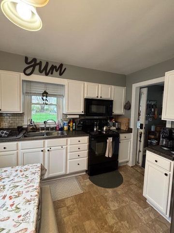 565 Riverside Avenue, Adrian City, MI 49221