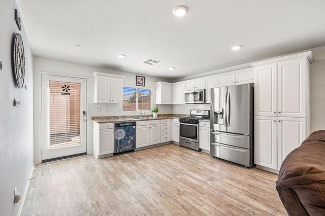 67937 Rio Pecos Drive, Cathedral City, CA 92234