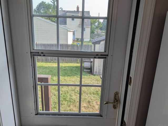 2275 Lincoln Manor Avenue, Flint, MI 48507