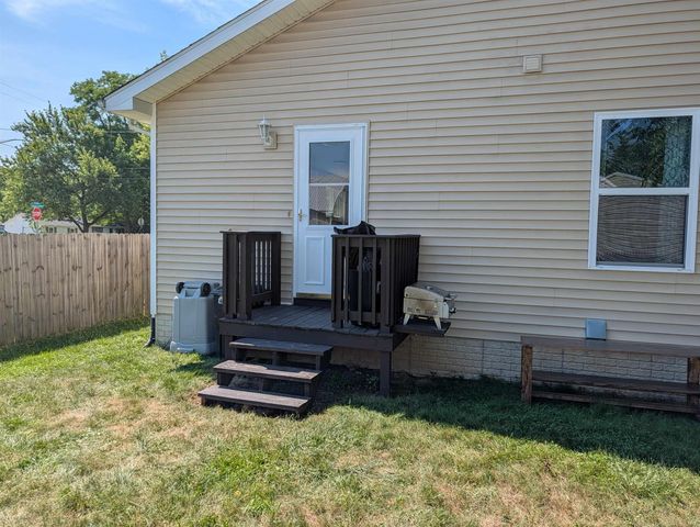 2275 Lincoln Manor Avenue, Flint, MI 48507