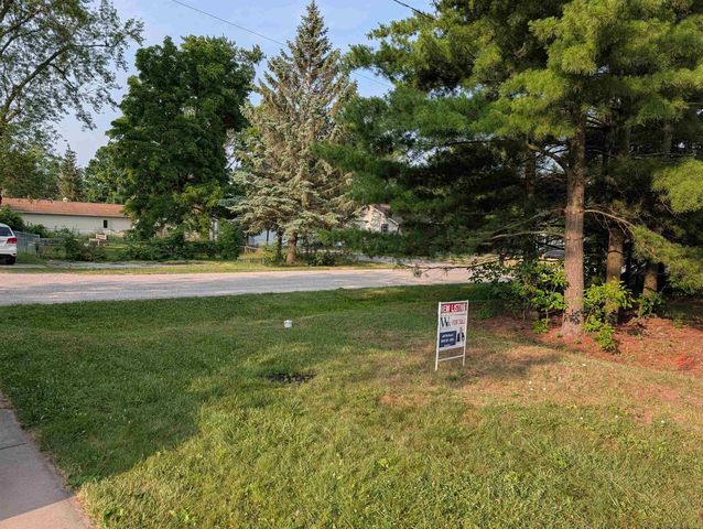 2275 Lincoln Manor Avenue, Flint, MI 48507